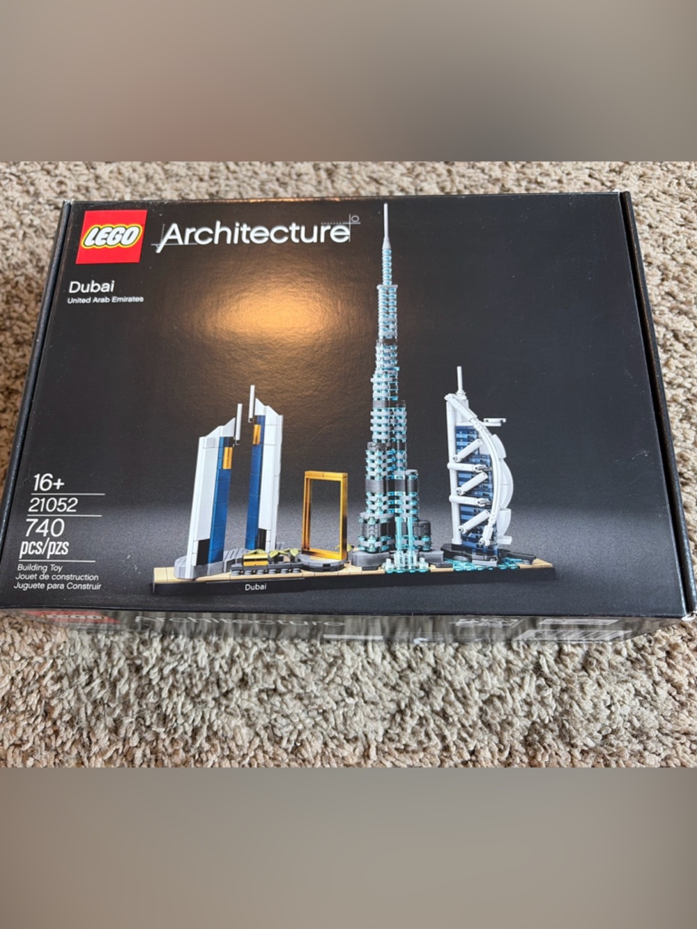 LEGO Architecture Dubai 21052 complete set.